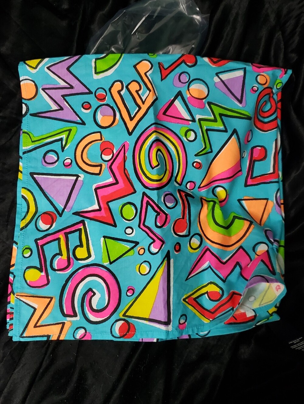 Lush Party Exclusive Knot Wrap